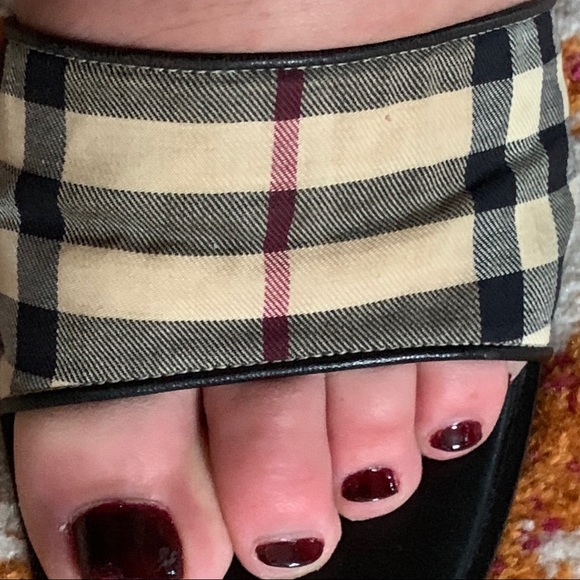 BURBERRY | Slip-on Heeled Tartan Sandals | HP🥂 - Picture 6 of 8